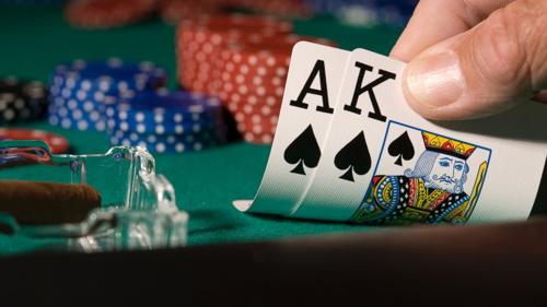 ポーカーの多面性：勝利への道